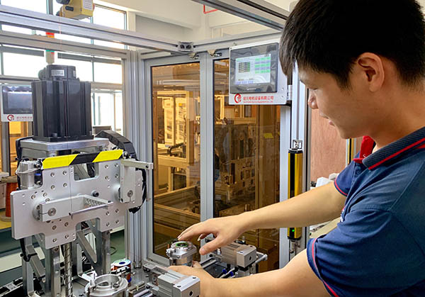 繞線機生產(chǎn)廠家